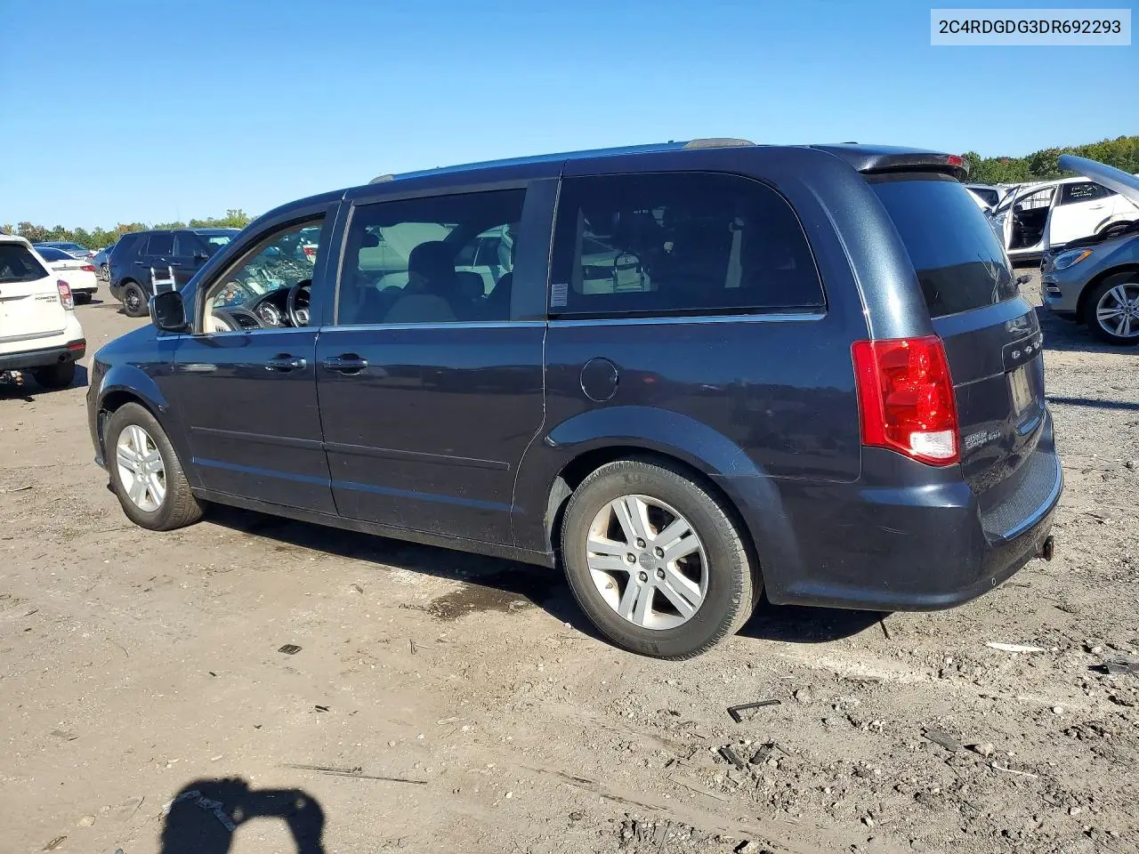 2013 DODGE CARAVAN VIN 2C4RDGDG3DR692293 — фото 2