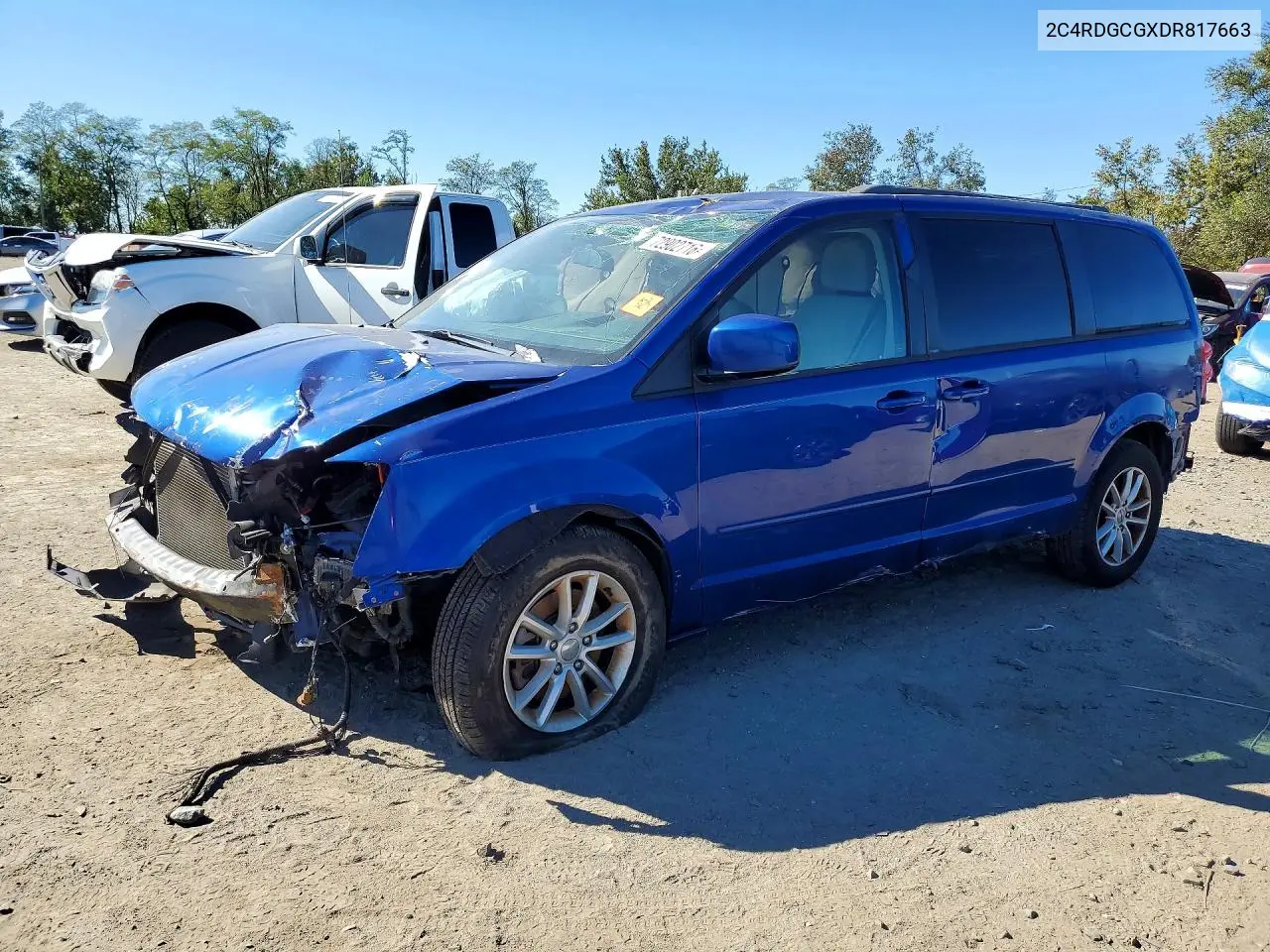 DODGE CARAVAN 2013, VIN 2C4RDGCGXDR817663