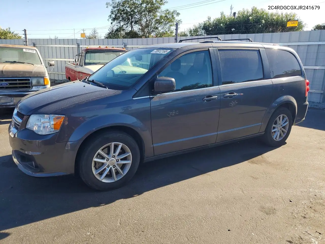 DODGE CARAVAN 2018, VIN 2C4RDGCGXJR241679