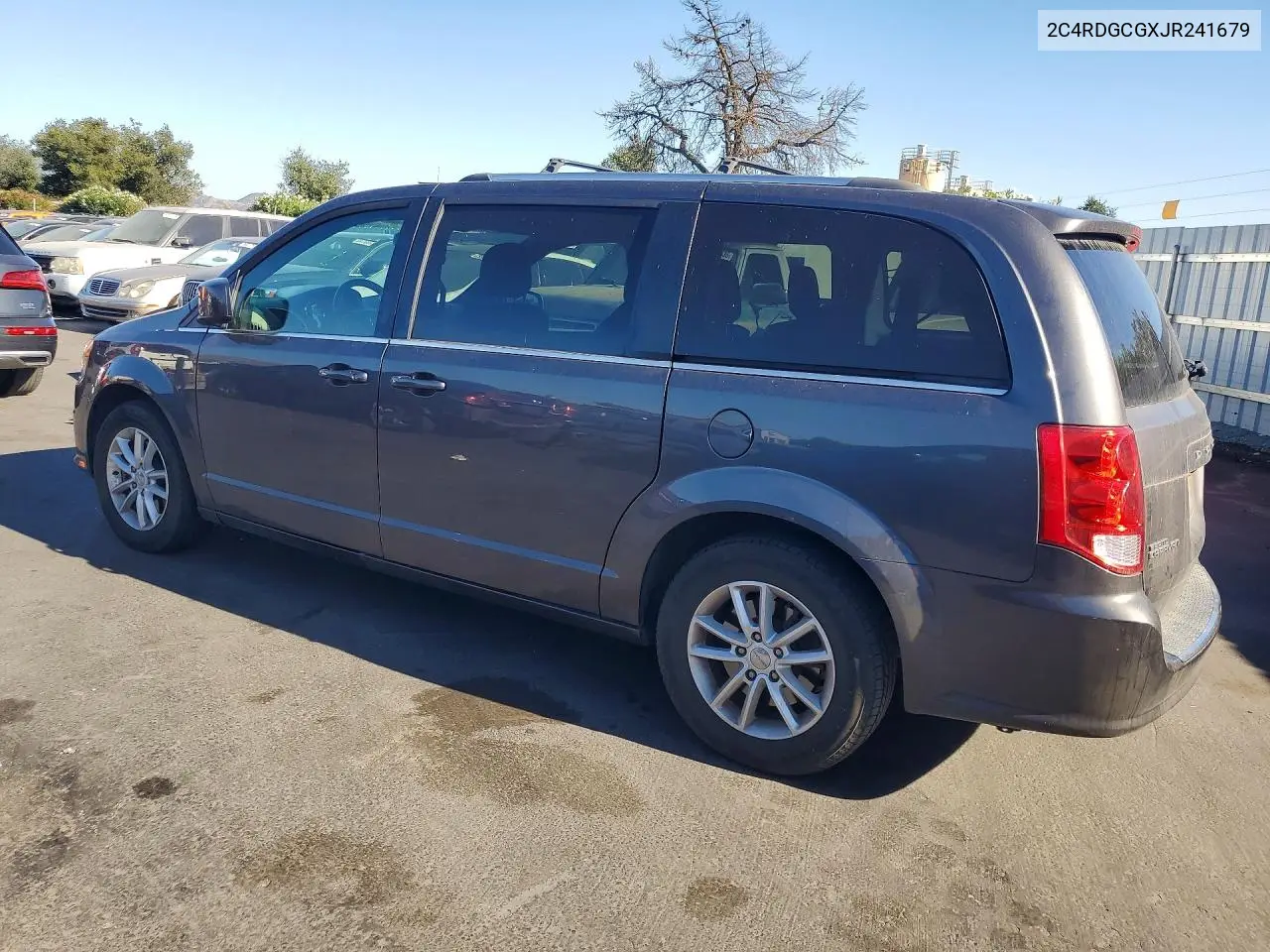 2018 DODGE CARAVAN VIN 2C4RDGCGXJR241679 — фото 2