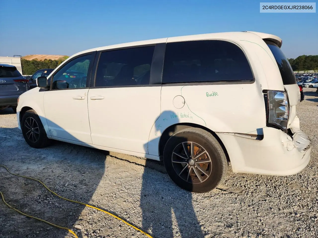 2018 DODGE CARAVAN VIN 2C4RDGEGXJR238066 — фото 2