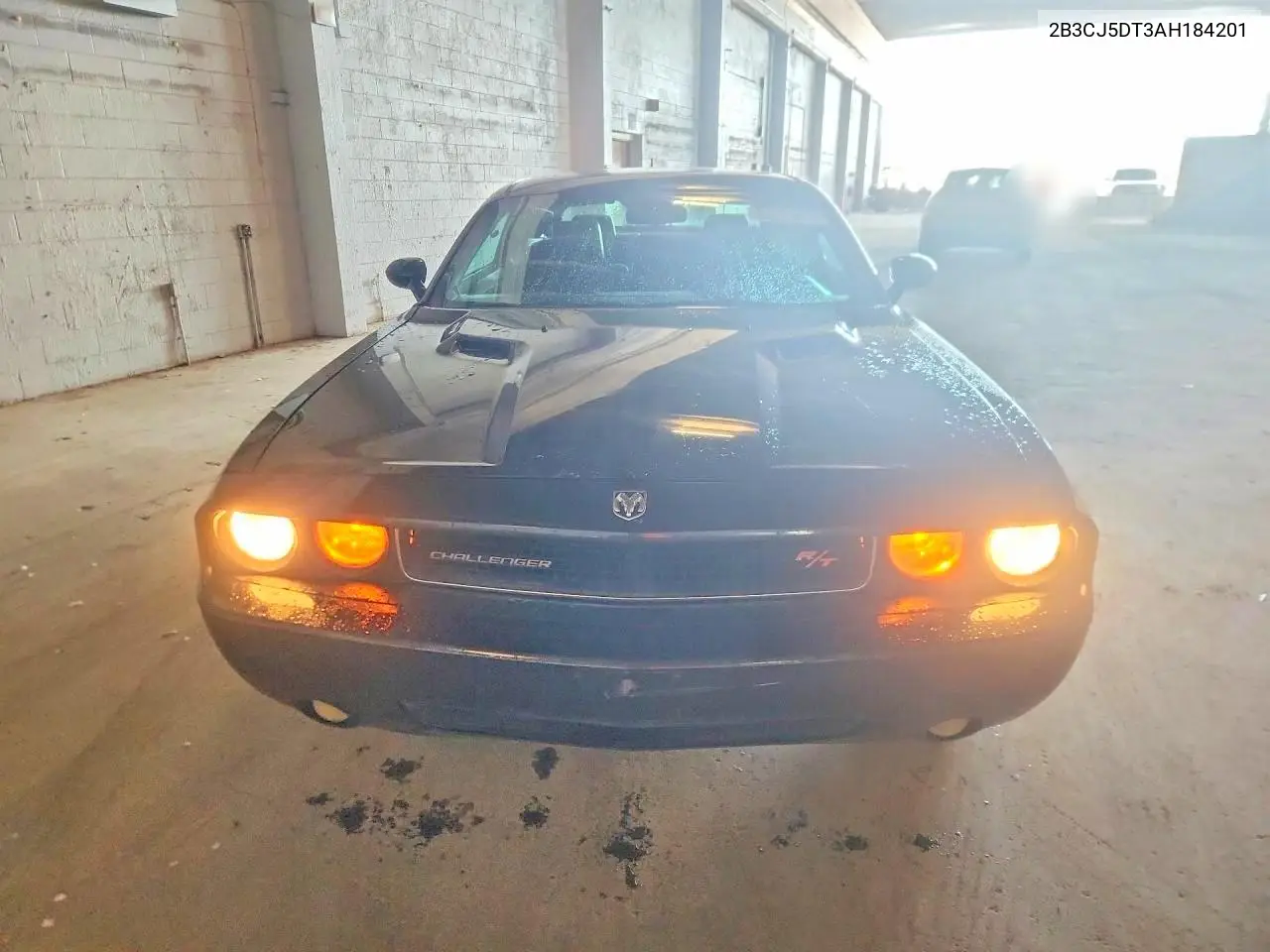 2010 DODGE CHALLENGER VIN 2B3CJ5DT3AH184201 — фото 5