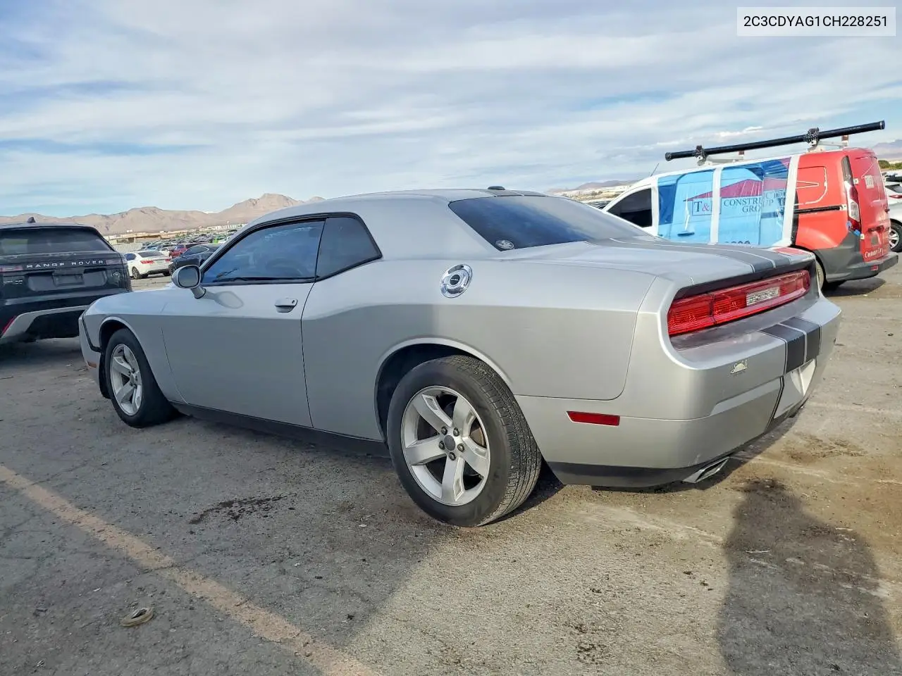 2012 DODGE CHALLENGER VIN 2C3CDYAG1CH228251 — фото 2