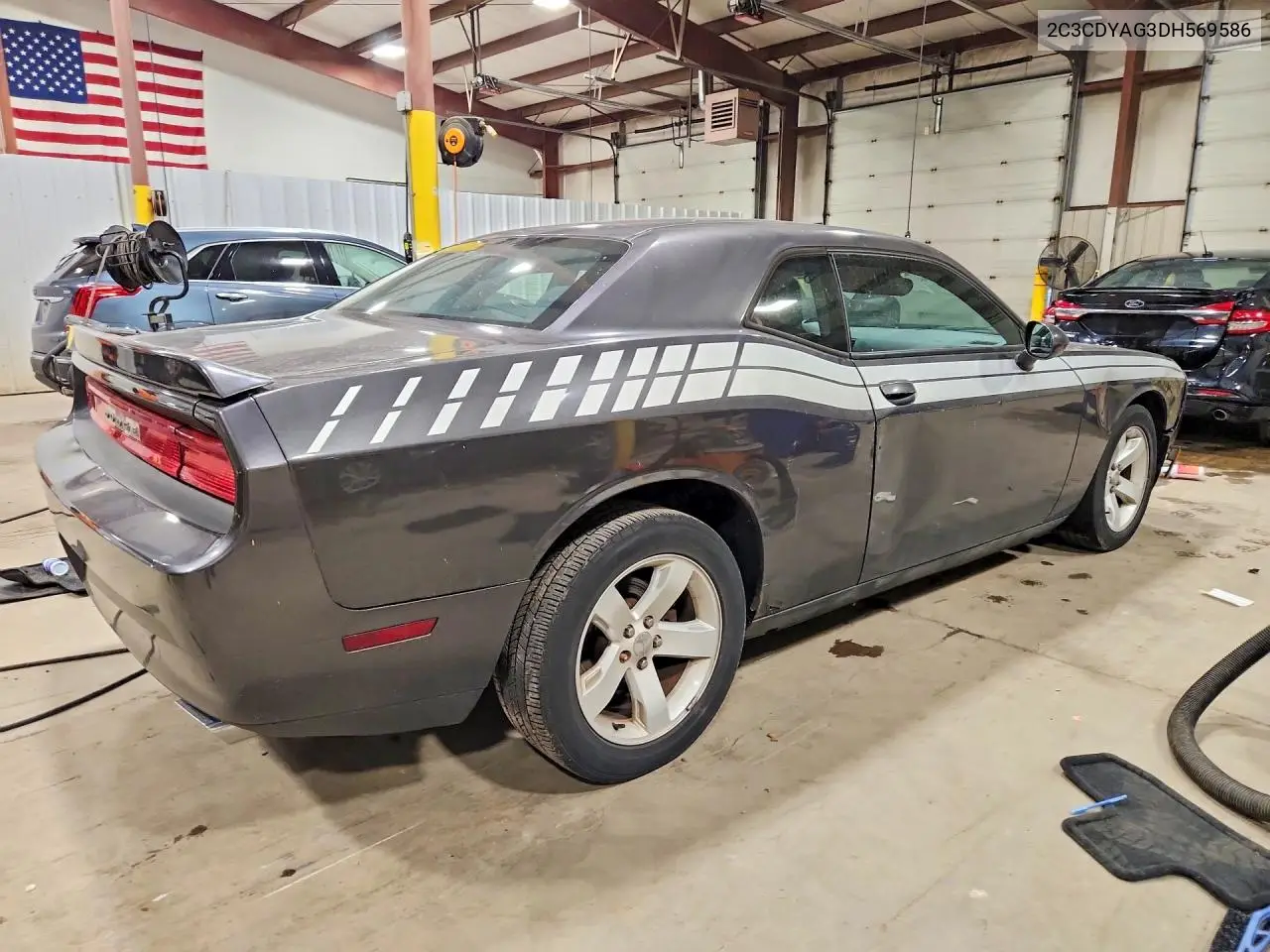 2013 DODGE CHALLENGER VIN 2C3CDYAG3DH569586 — фото 3