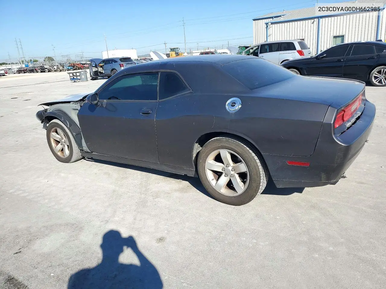 2013 DODGE CHALLENGER VIN 2C3CDYAG0DH662985 — фото 2