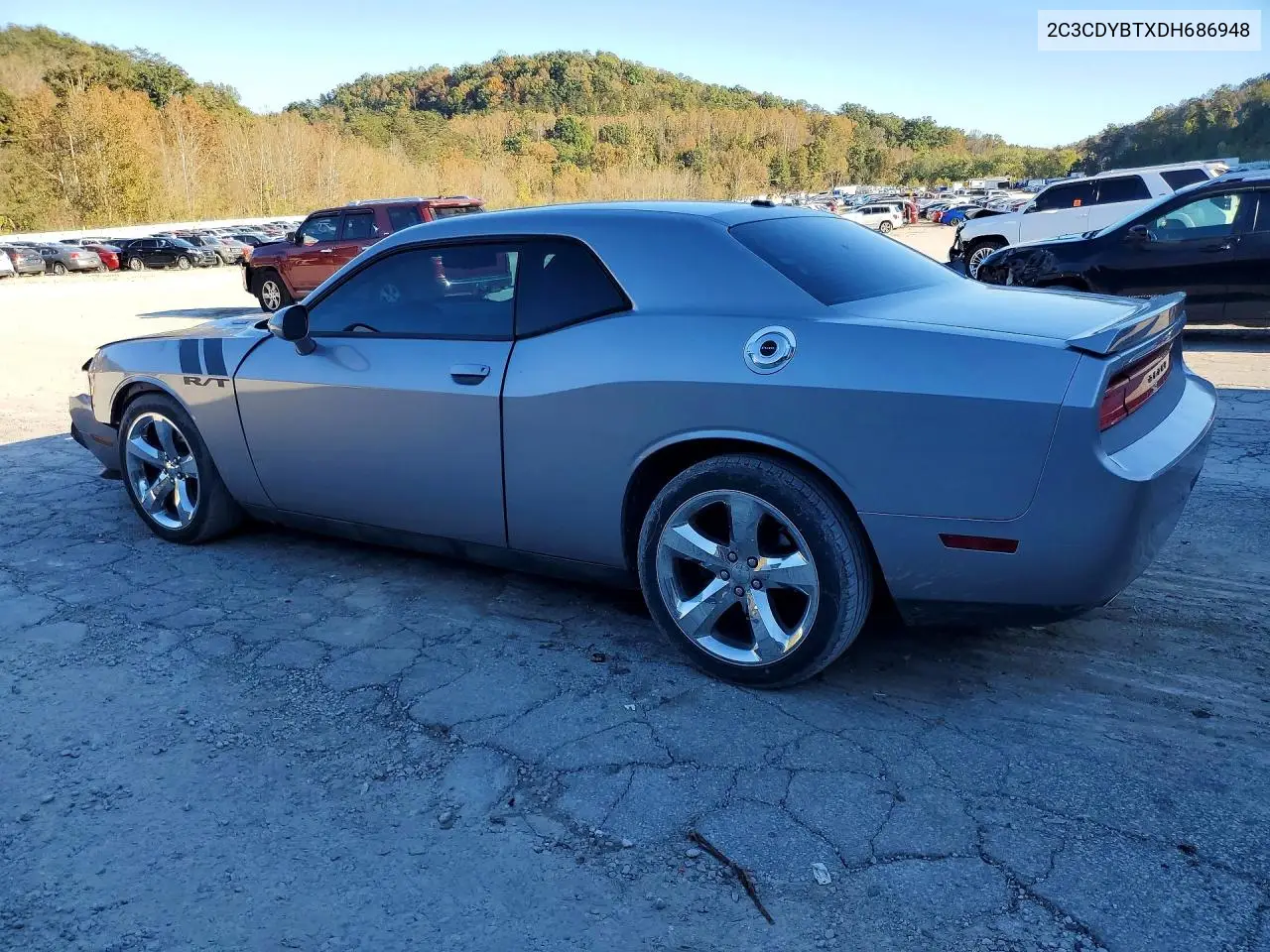 2013 DODGE CHALLENGER VIN 2C3CDYBTXDH686948 — фото 2