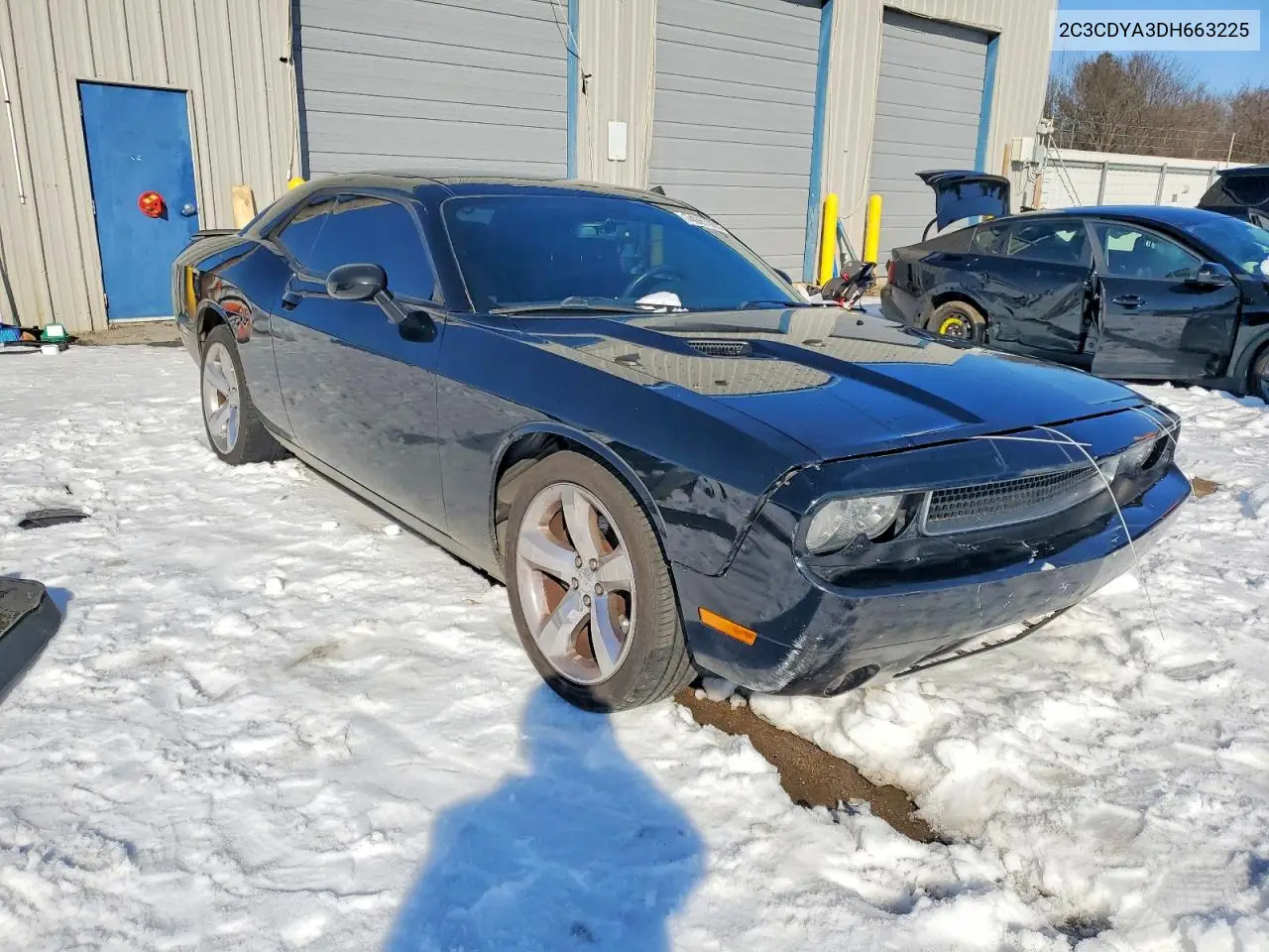 2013 DODGE CHALLENGER VIN 2C3CDYAG3DH663225 — фото 4