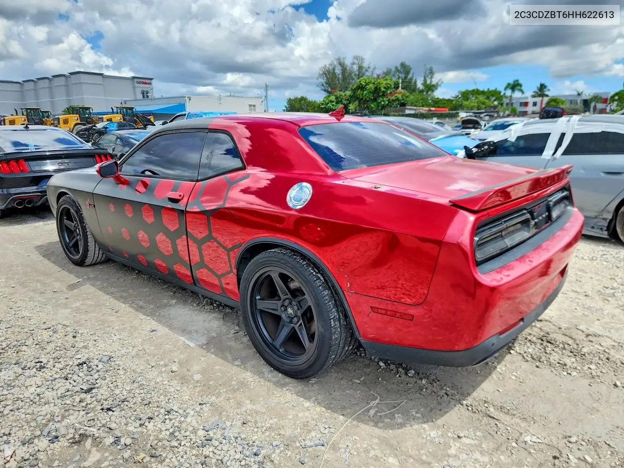 2017 DODGE CHALLENGER VIN 2C3CDZBT6HH622613 — фото 2