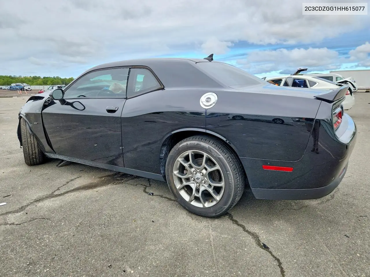 2017 DODGE CHALLENGER VIN 2C3CDZGG1HH615077 — фото 2