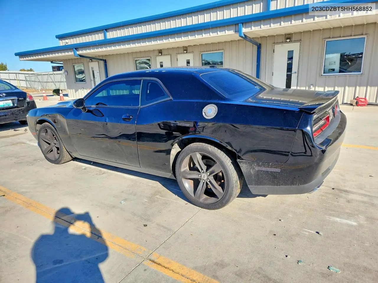 2017 DODGE CHALLENGER VIN 2C3CDZBT5HH568852 — фото 2