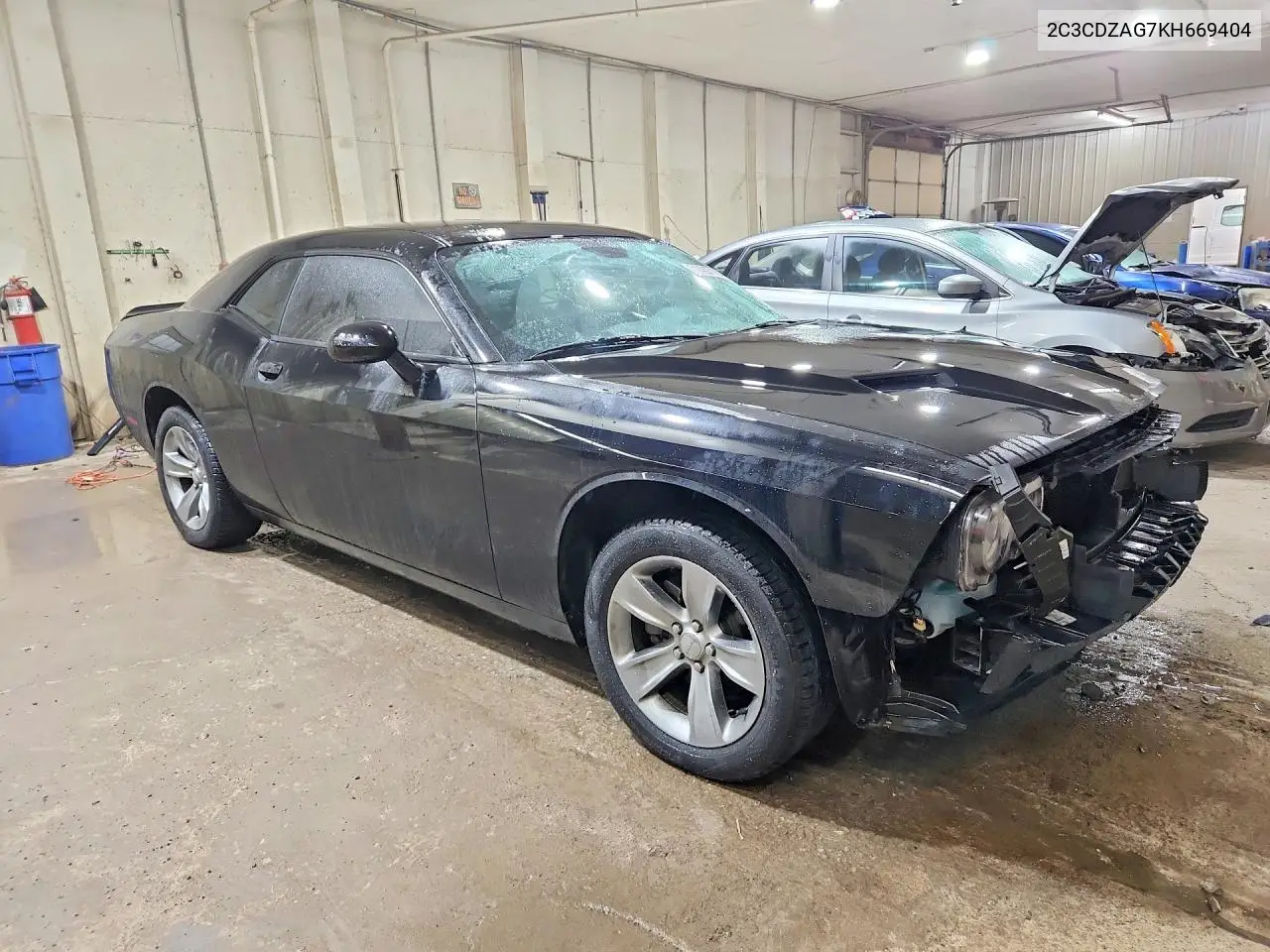 2019 DODGE CHALLENGER VIN 2C3CDZAG7KH669404 — фото 4