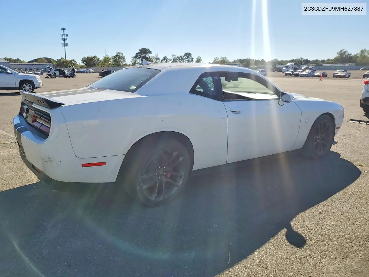 2021 DODGE CHALLENGER VIN 2C3CDZFJ9MH627887 — фото 3