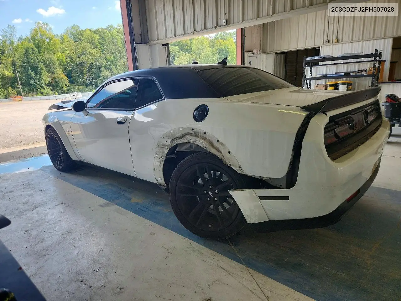 2023 DODGE CHALLENGER VIN 2C3CDZFJ2PH507028 — фото 2