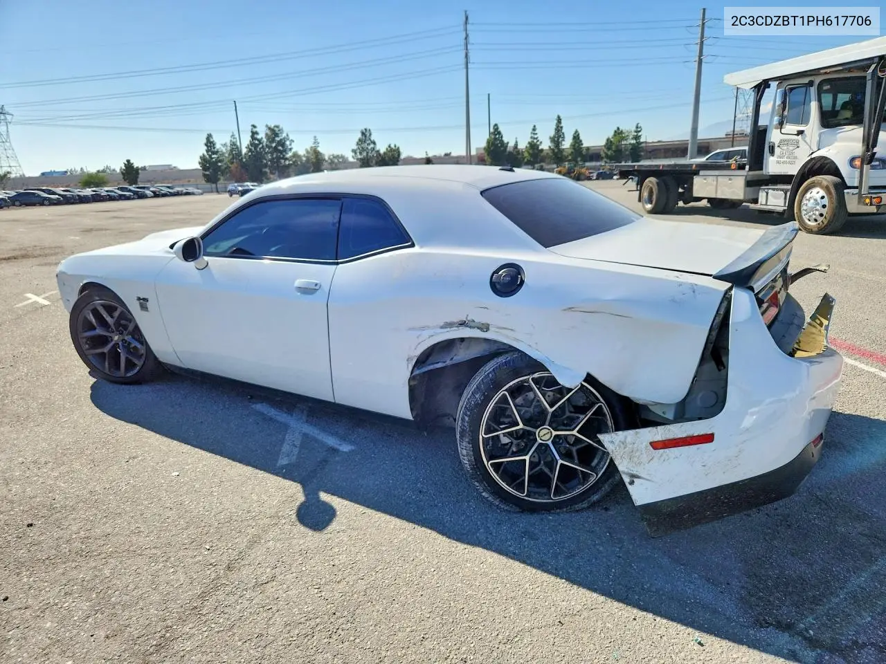 2023 DODGE CHALLENGER VIN 2C3CDZBT1PH617706 — фото 2