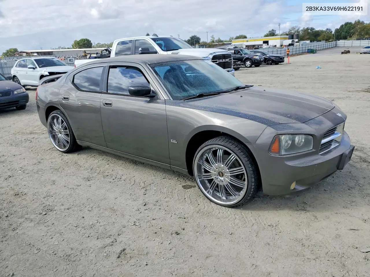 2009 DODGE CHARGER VIN 2B3KA33V69H622191 — фото 4