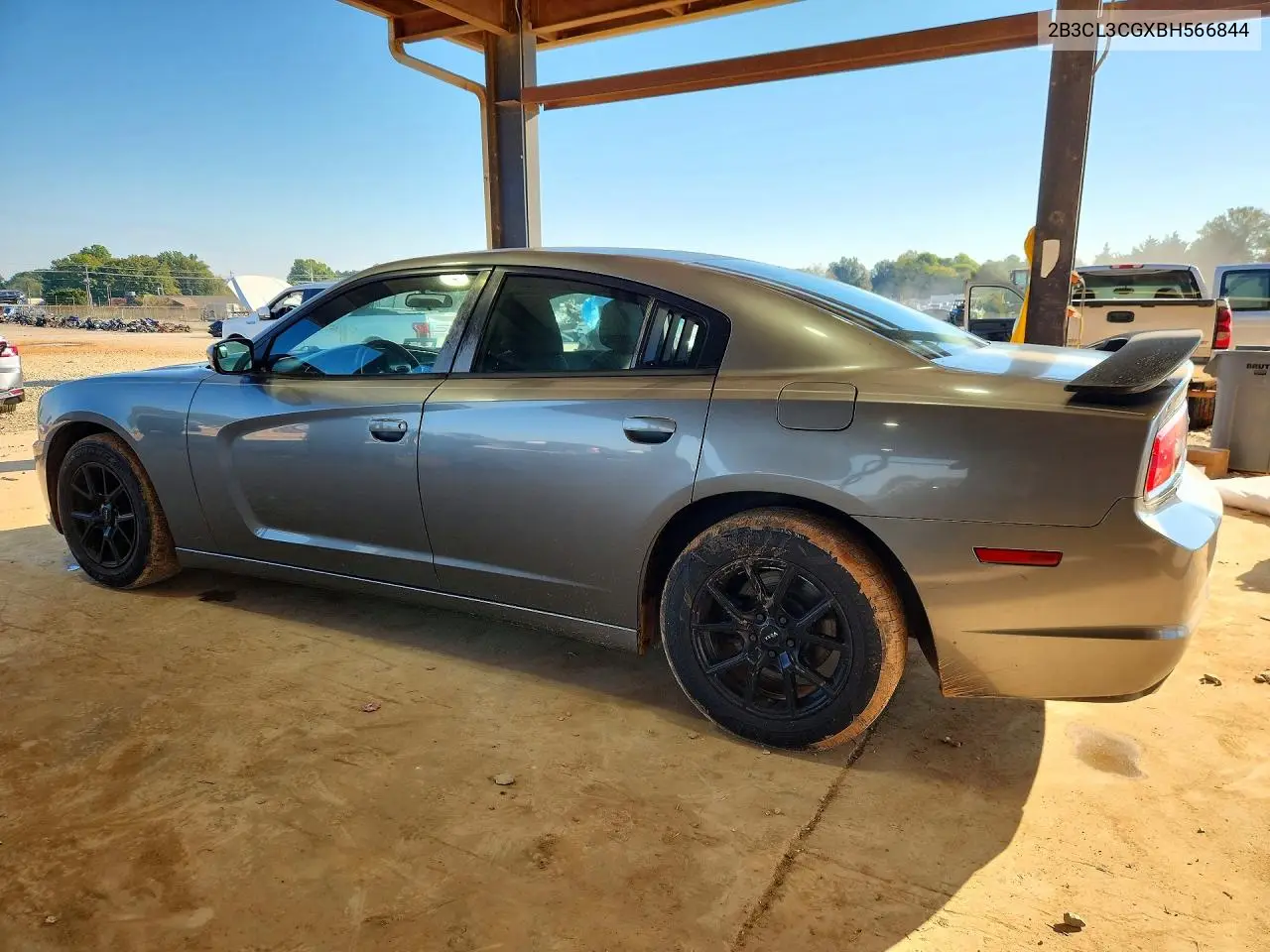 2011 DODGE CHARGER VIN 2B3CL3CGXBH566844 — фото 2