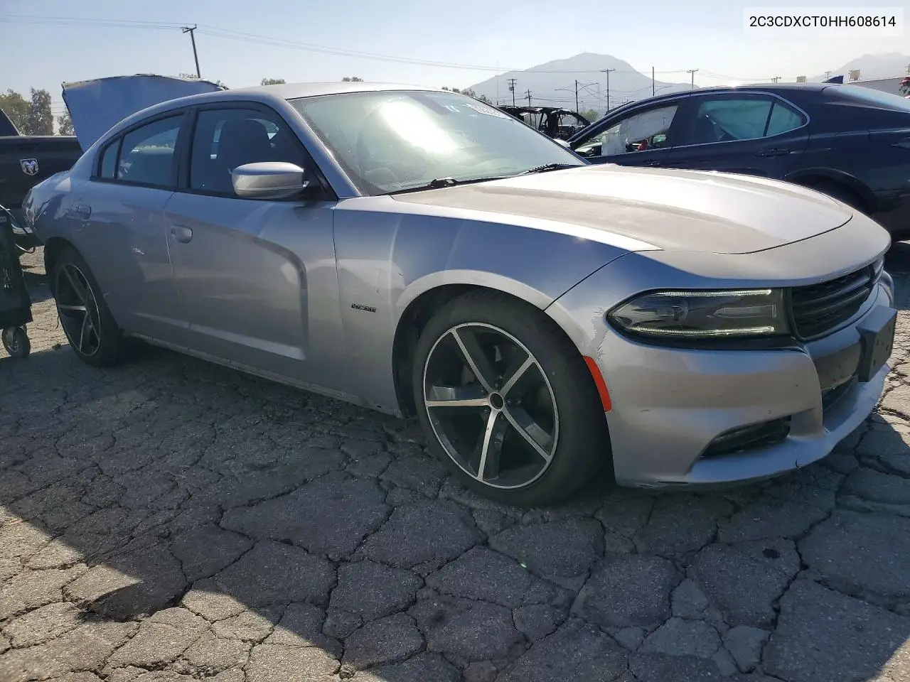 2017 DODGE CHARGER VIN 2C3CDXCT0HH608614 — фото 4