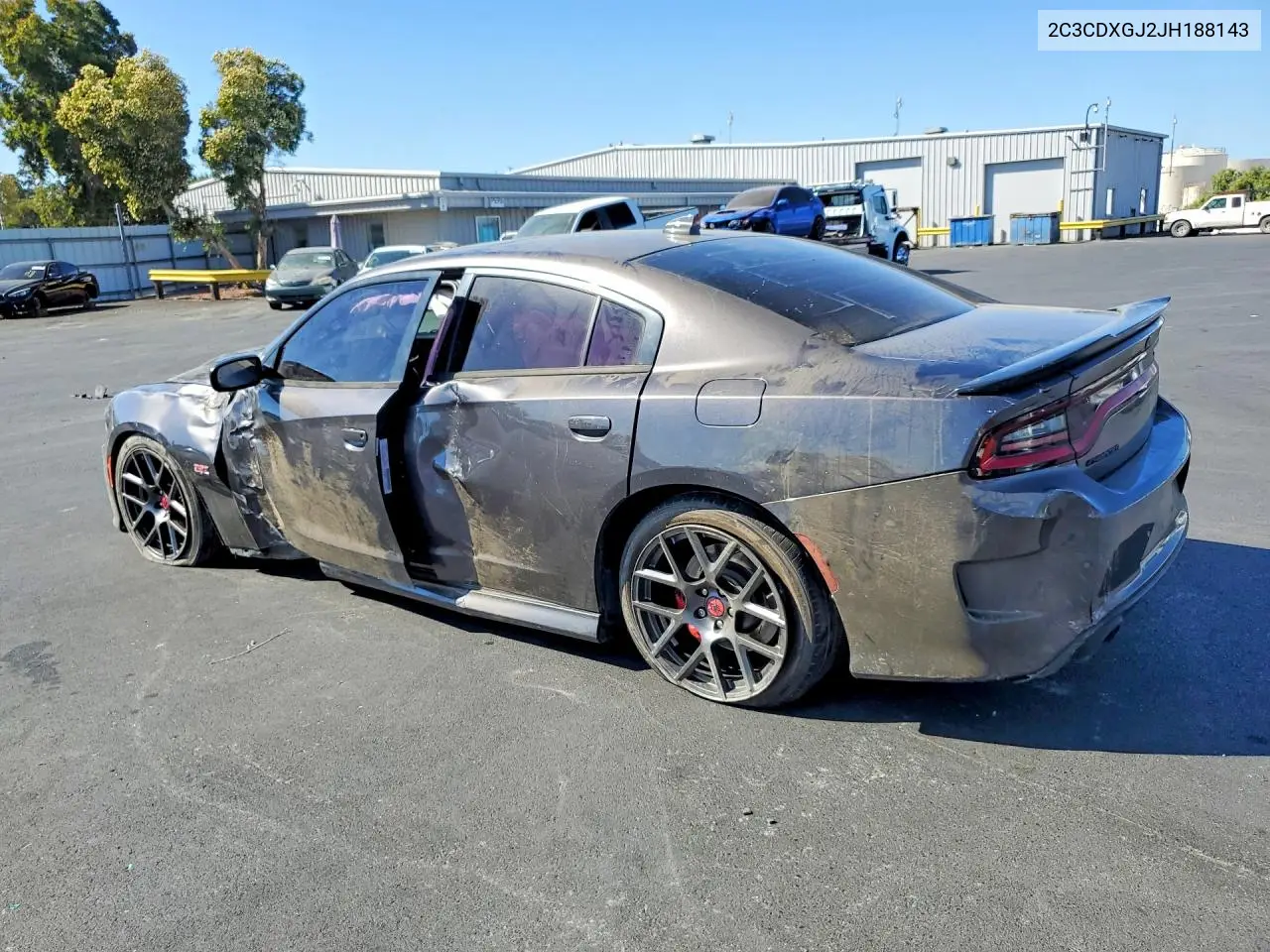 2018 DODGE CHARGER VIN 2C3CDXGJ2JH188143 — фото 2