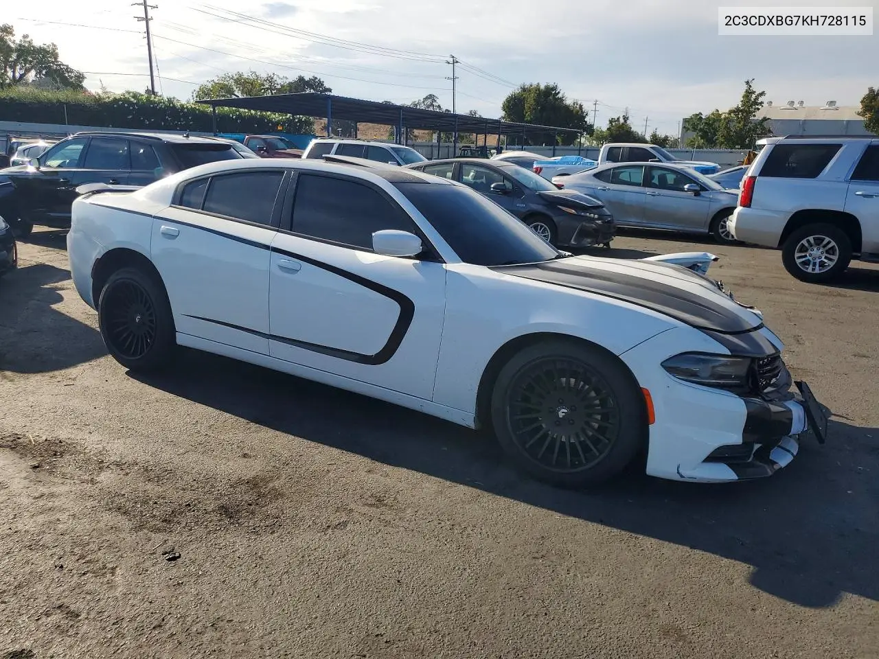 2019 DODGE CHARGER VIN 2C3CDXBG7KH728115 — фото 4