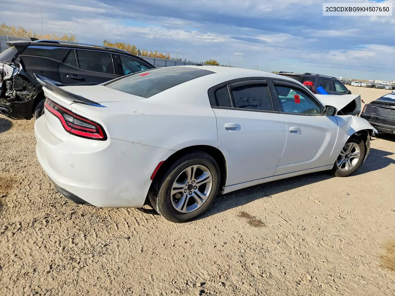 2019 DODGE CHARGER VIN 2C3CDXBG9KH507650 — фото 3