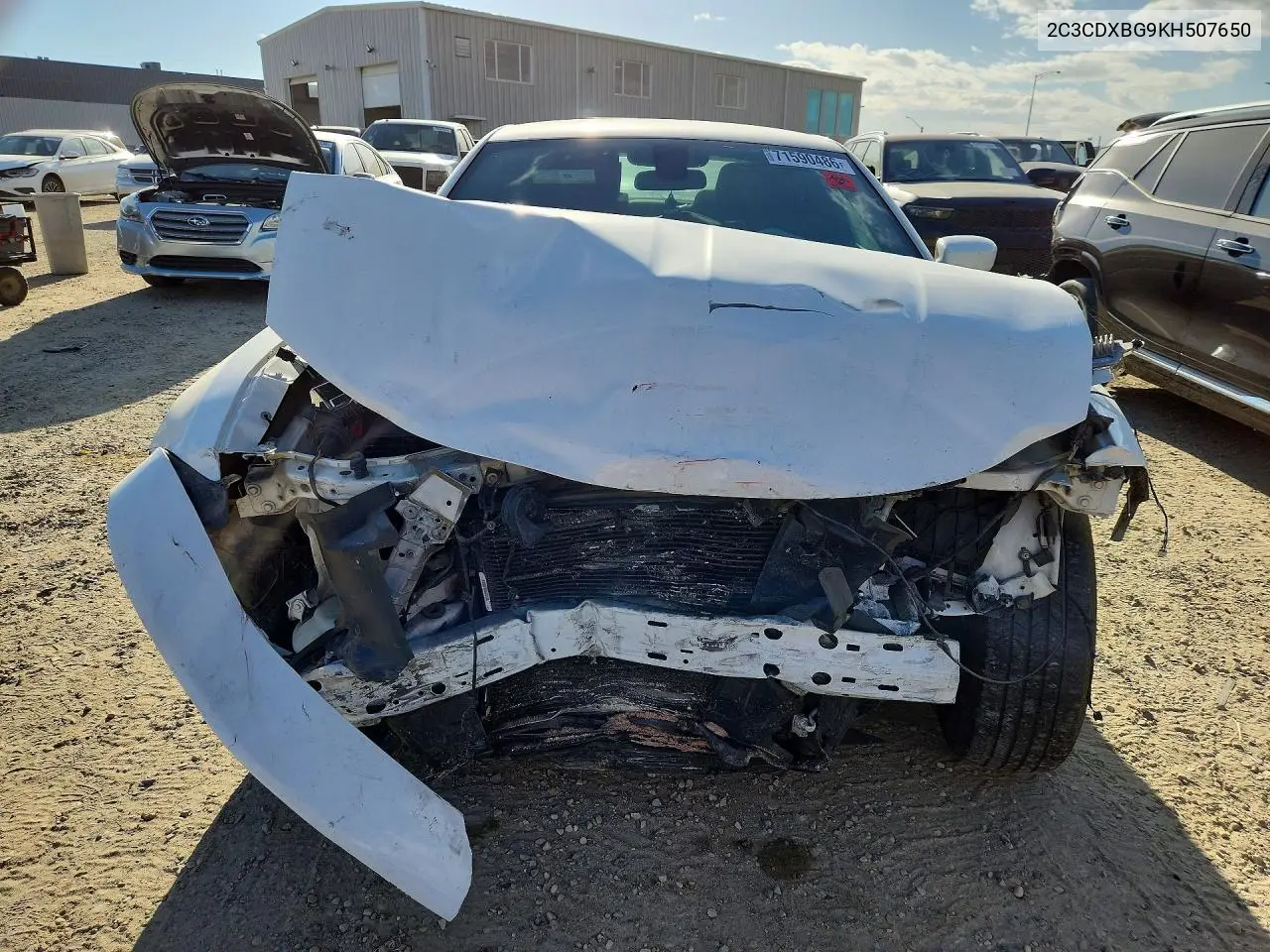 2019 DODGE CHARGER VIN 2C3CDXBG9KH507650 — фото 5