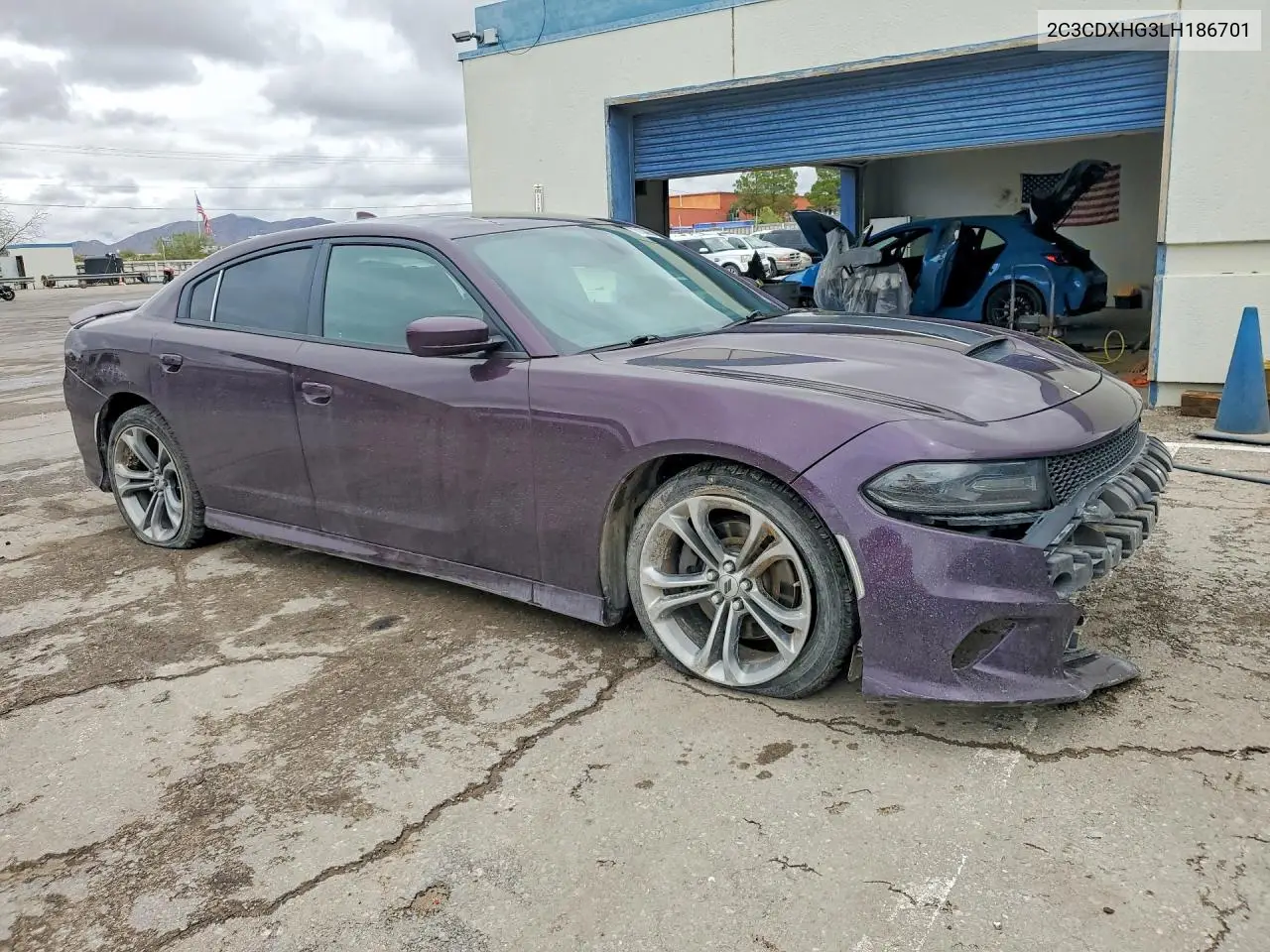 2020 DODGE CHARGER VIN 2C3CDXHG3LH186701 — фото 4