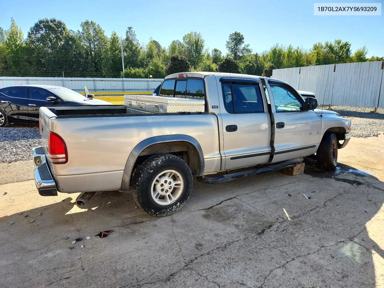 2000 DODGE DAKOTA VIN 1B7GL2AX7YS693209 — фото 3