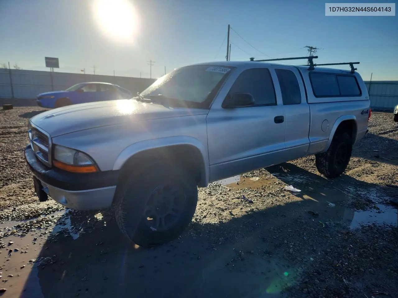DODGE DAKOTA 2004, VIN 1D7HG32N44S604143