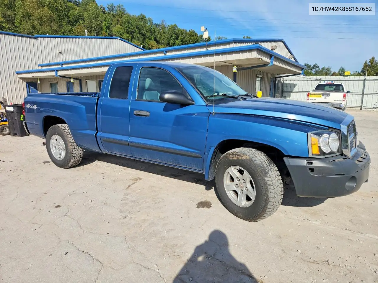2005 DODGE DAKOTA VIN 1D7HW42K85S167652 — фото 4
