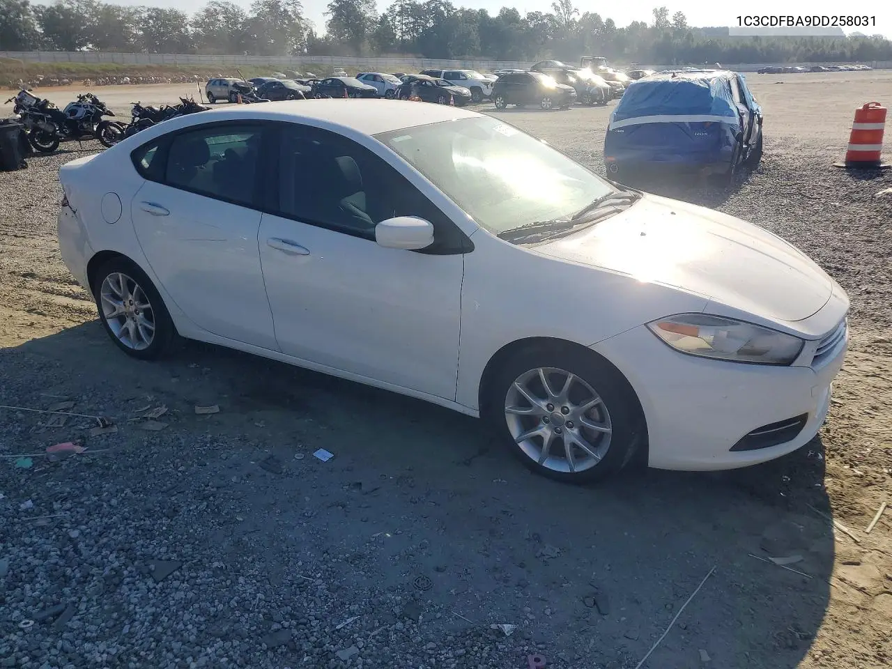 2013 DODGE DART VIN 1C3CDFBA9DD258031 — фото 4