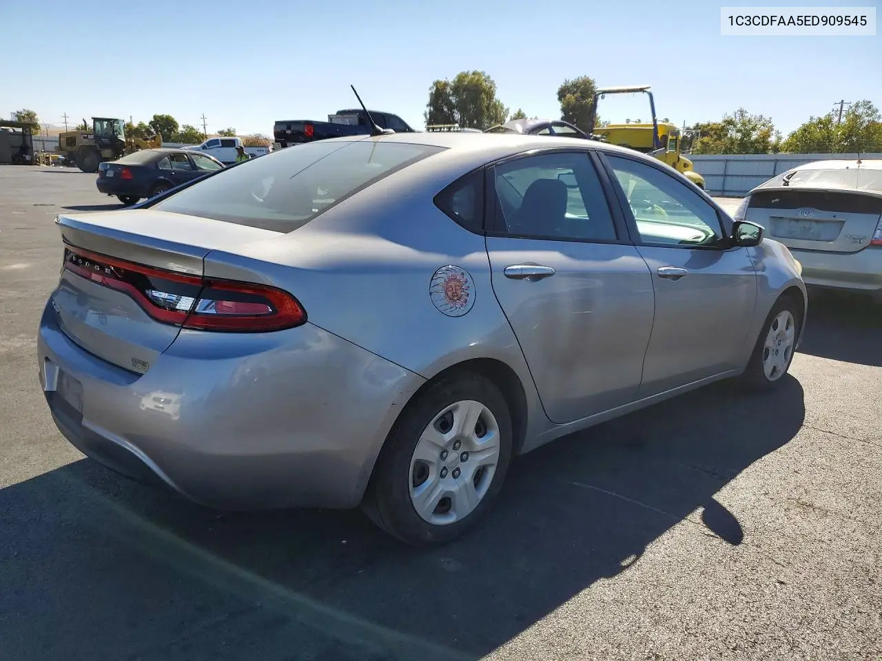 2014 DODGE DART VIN 1C3CDFAA5ED909545 — фото 3