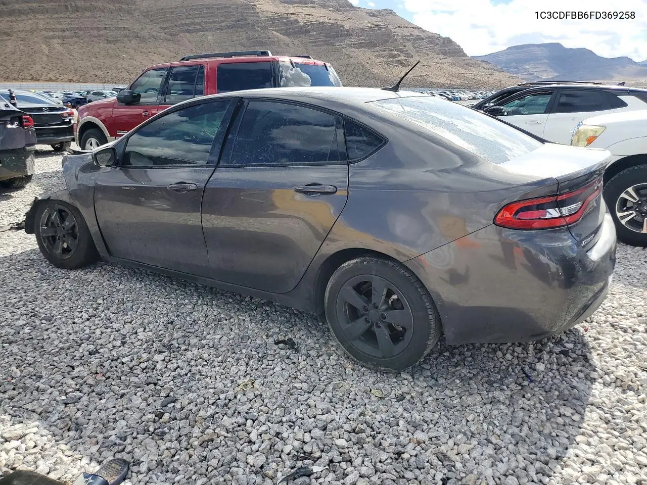 2015 DODGE DART VIN 1C3CDFBB6FD369258 — фото 2