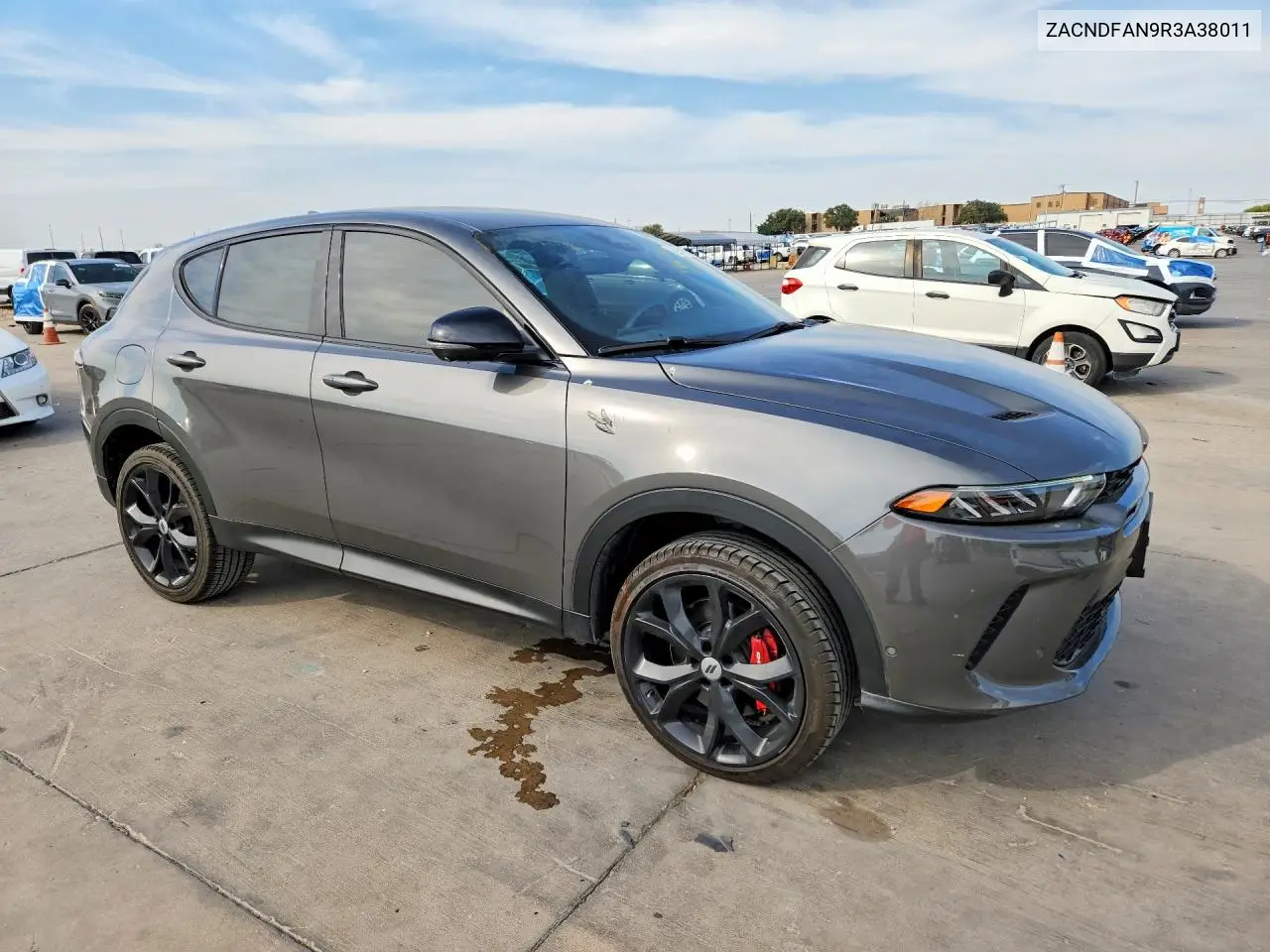2024 DODGE HORNET VIN ZACNDFAN9R3A38011 — фото 4