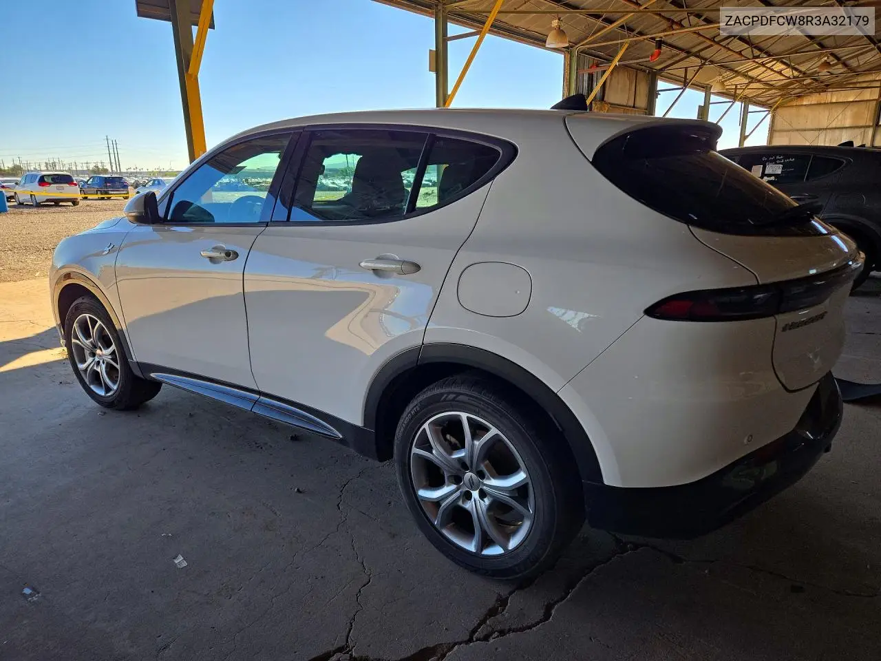 2024 DODGE HORNET VIN ZACPDFCW8R3A32179 — фото 2