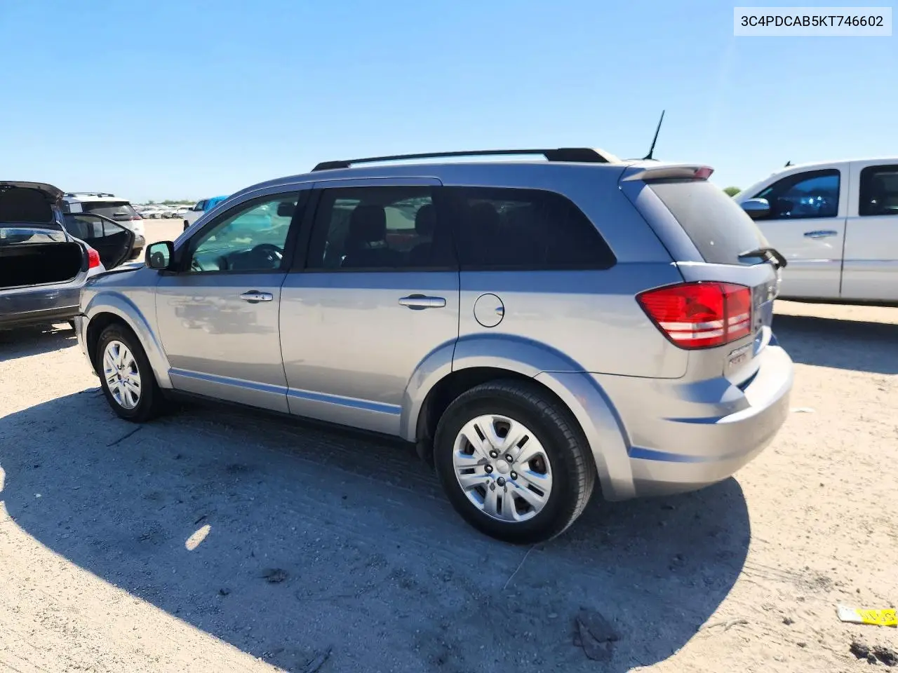 2019 DODGE JOURNEY VIN 3C4PDCAB5KT746602 — фото 2