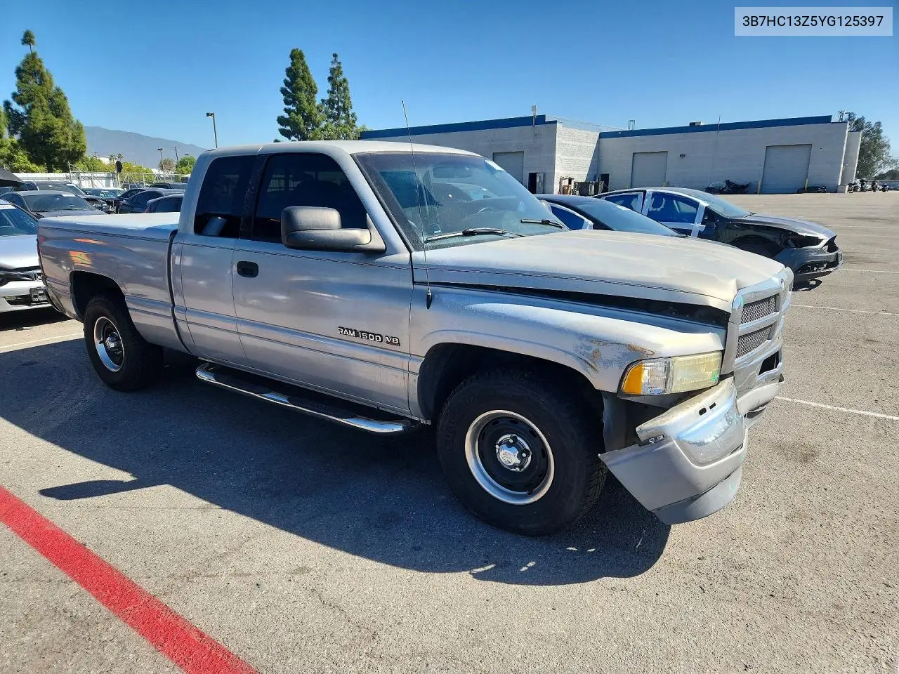 2000 DODGE RAM VIN 3B7HC13Z5YG125397 — фото 4