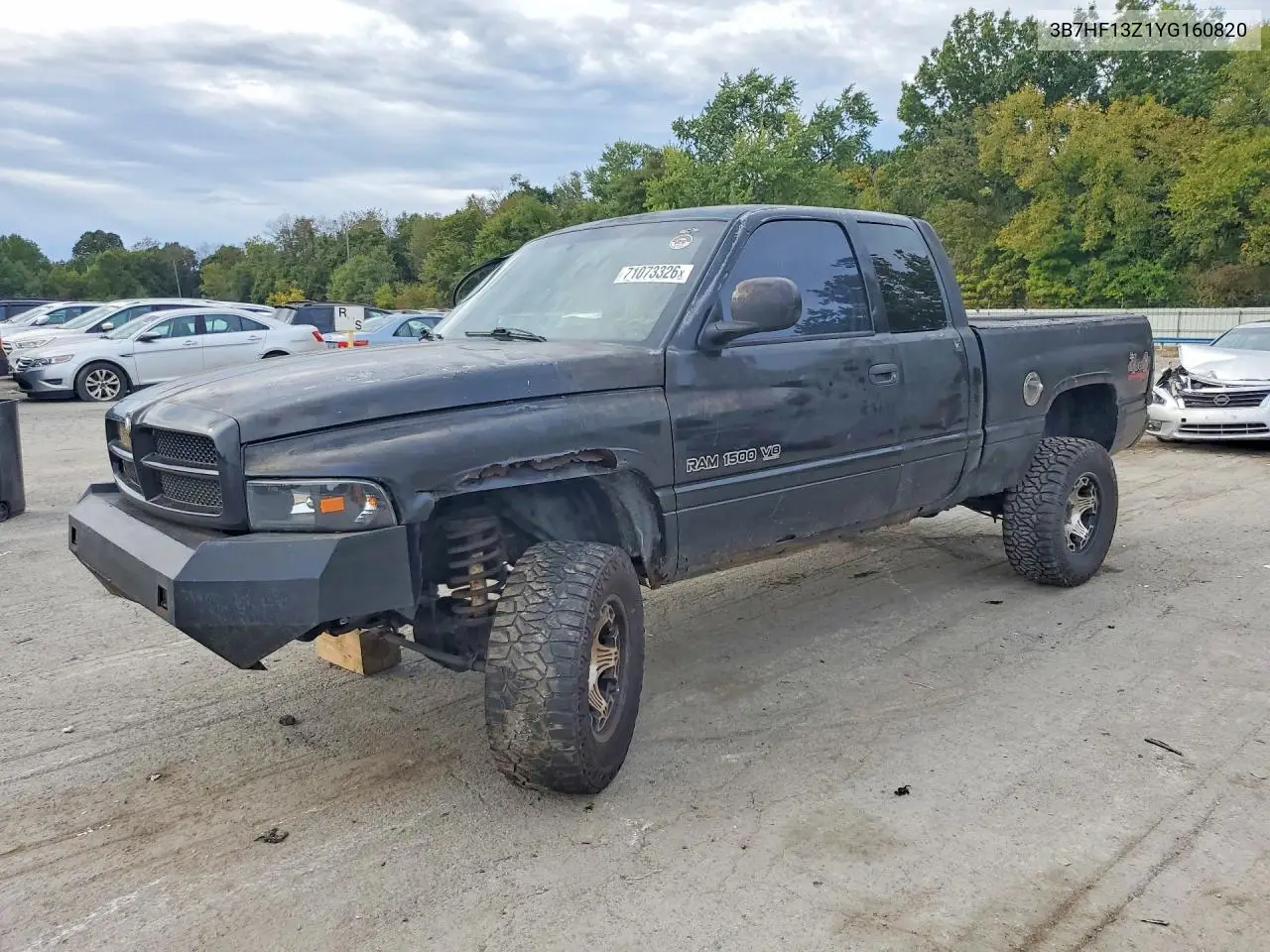 DODGE RAM 2000, VIN 3B7HF13Z1YG160820