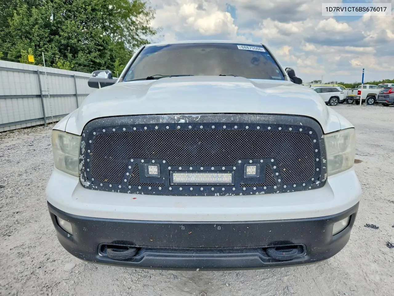 2011 DODGE RAM VIN 1D7RV1CT6BS676017 — фото 5