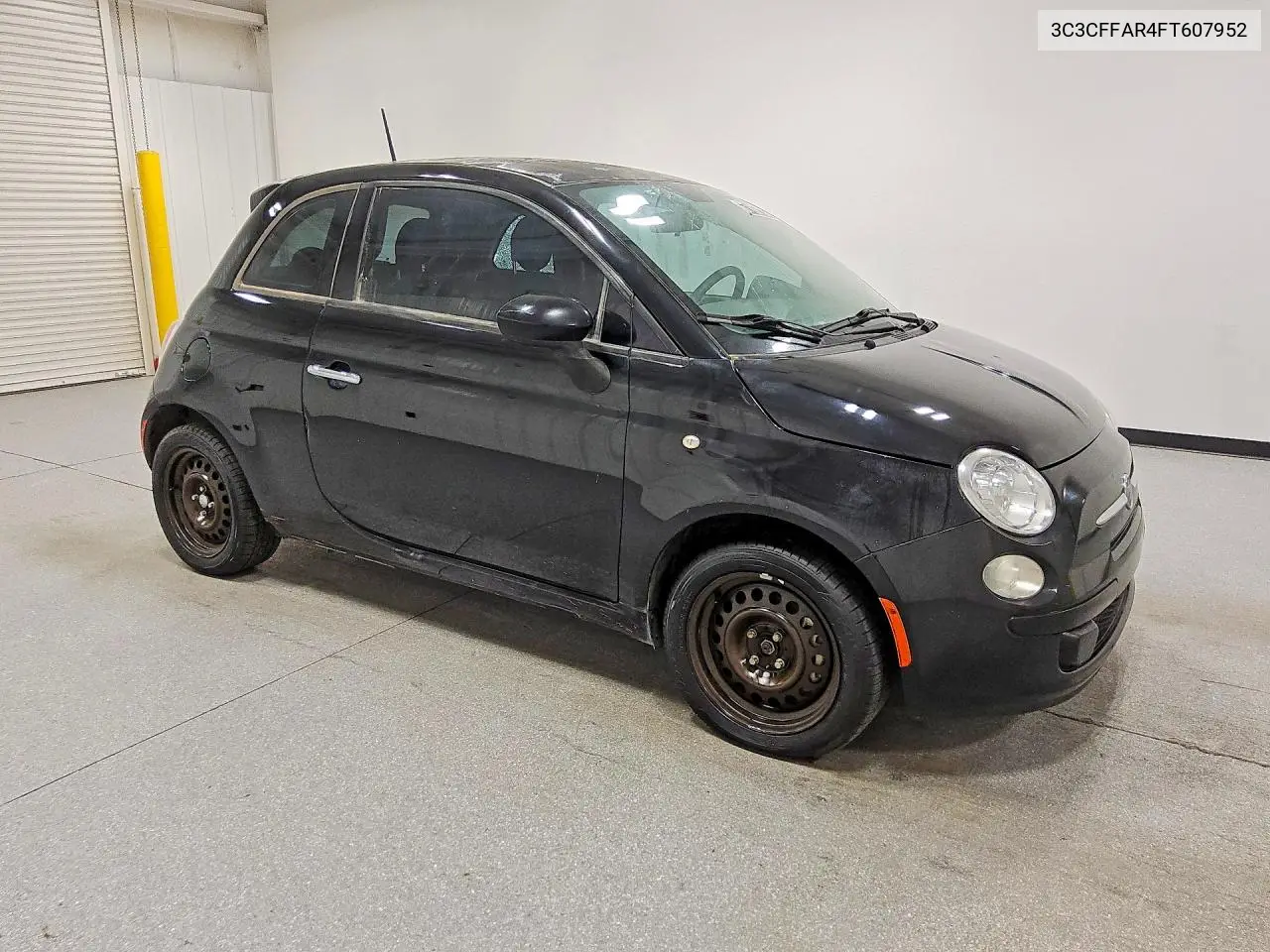 2015 FIAT 500 VIN 3C3CFFAR4FT607952 — фото 4