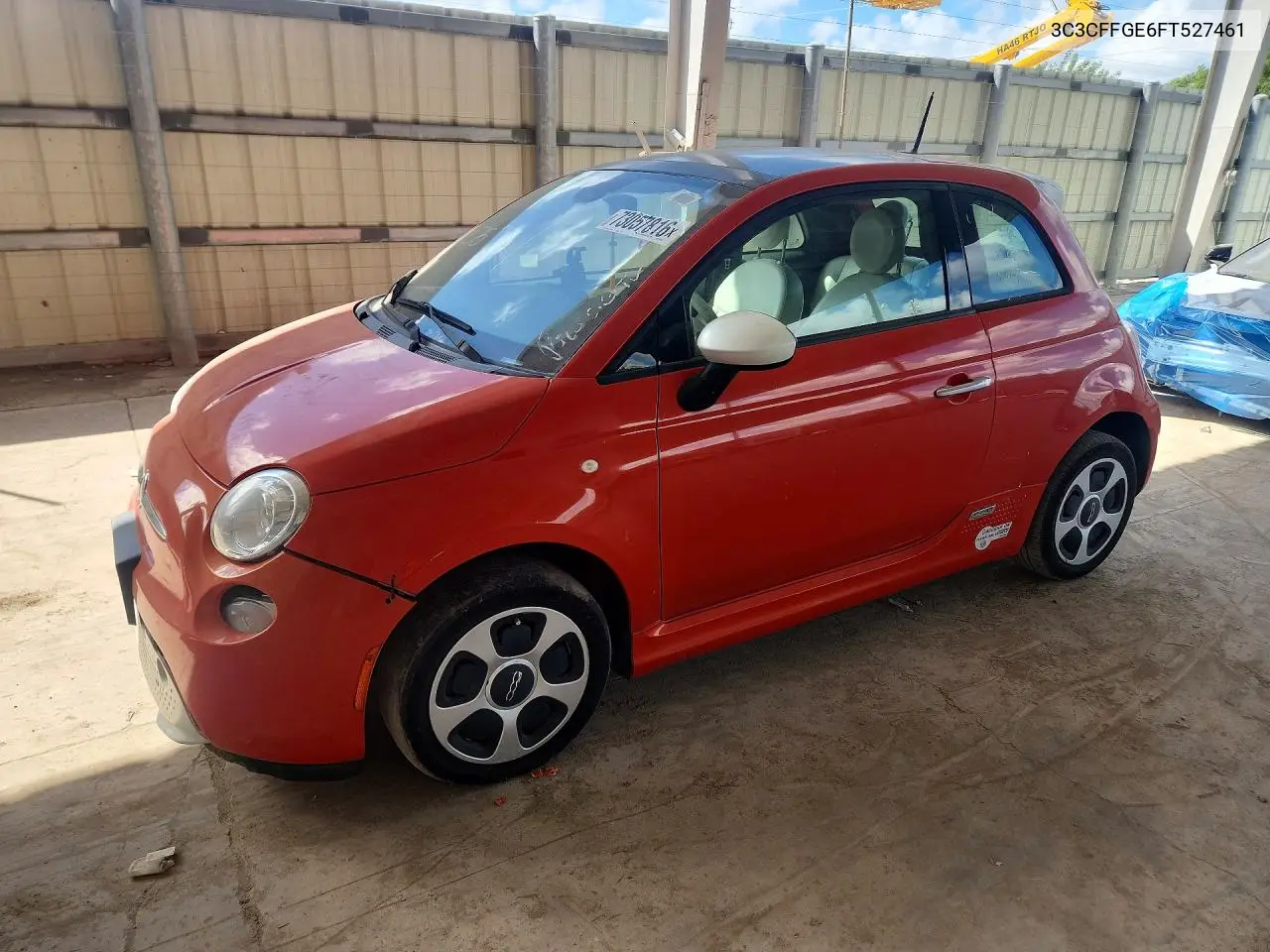 FIAT 500 2015, VIN 3C3CFFGE6FT527461