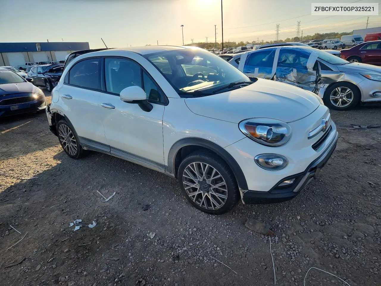 2016 FIAT 500X VIN ZFBCFXCT0GP325221 — фото 4