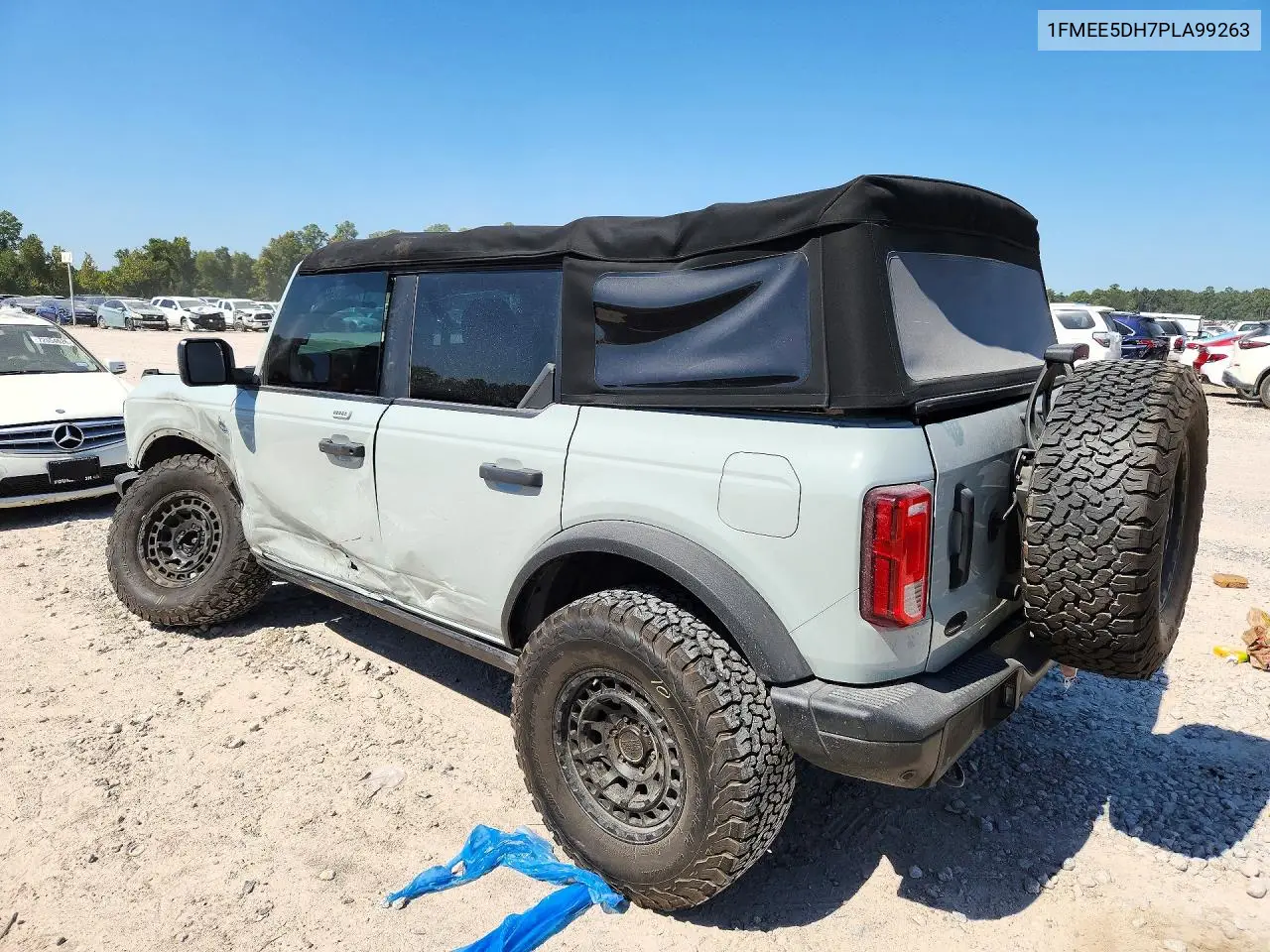 2023 FORD BRONCO VIN 1FMEE5DH7PLA99263 — фото 2