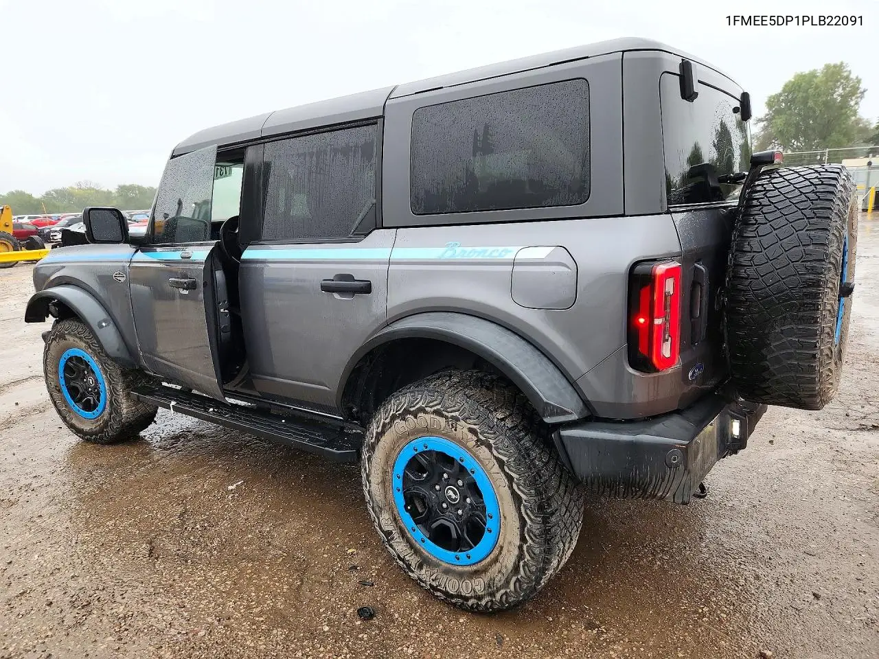 2023 FORD BRONCO VIN 1FMEE5DP1PLB22091 — фото 2