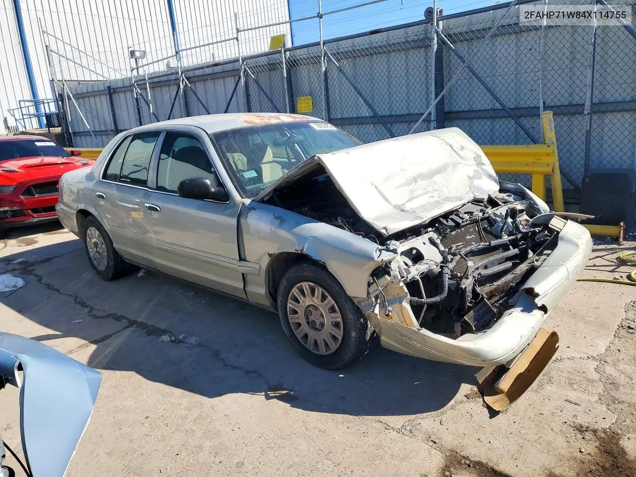 2004 FORD CROWN VICTORIA VIN 2FAHP71W84X114755 — фото 4