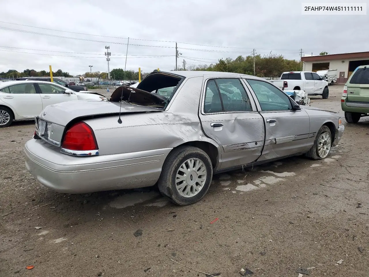 2005 FORD CROWN VICTORIA VIN 2FAHP74W451111111 — фото 3