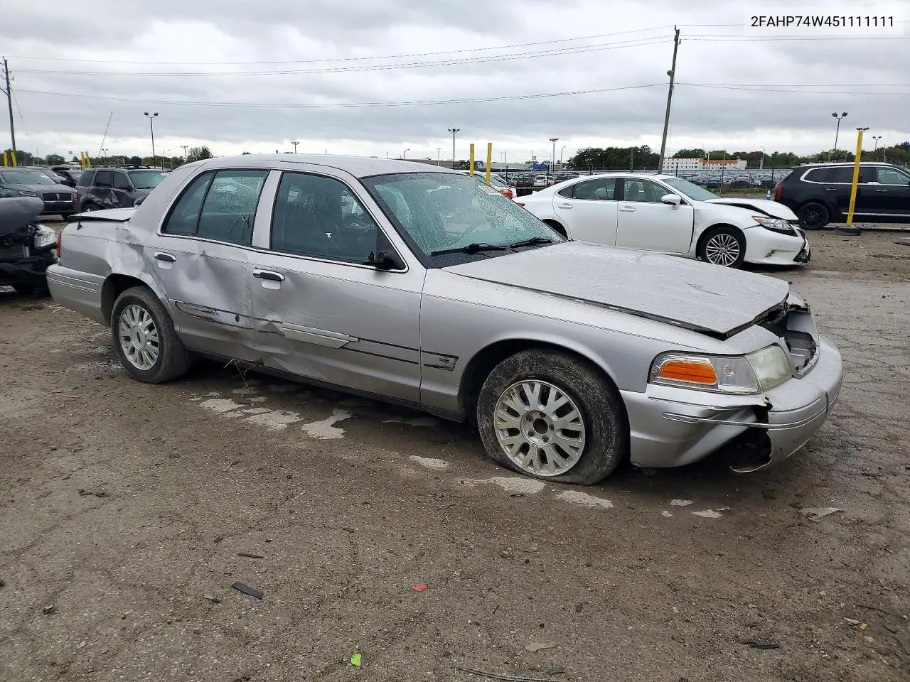 2005 FORD CROWN VICTORIA VIN 2FAHP74W451111111 — фото 4