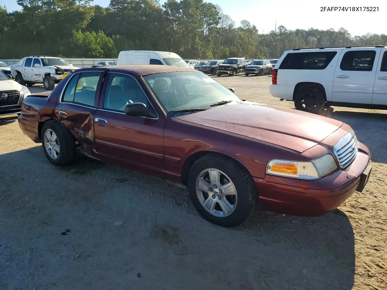 2008 FORD CROWN VICTORIA VIN 2FAFP74V18X175221 — фото 4