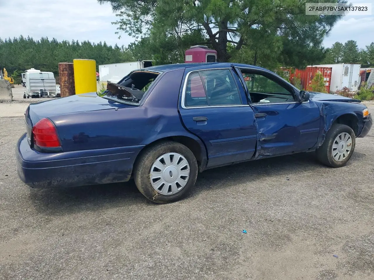 2010 FORD CROWN VICTORIA VIN 2FABP7BV5AX137823 — фото 3
