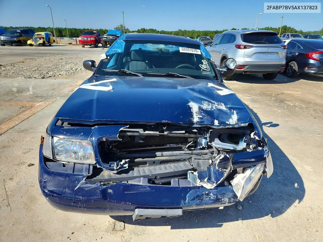 2010 FORD CROWN VICTORIA VIN 2FABP7BV5AX137823 — фото 5