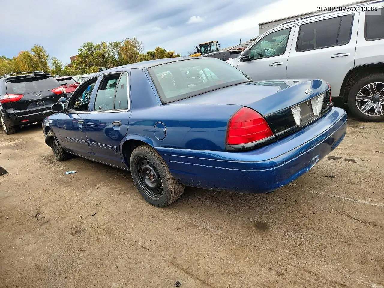 2010 FORD CROWN VICTORIA VIN 2FABP7BV7AX113085 — фото 2